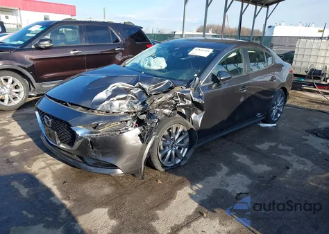 2019 Mazda Mazda3 Preferred Package from USA, damaged, VIN JM1BPADL2K1127635